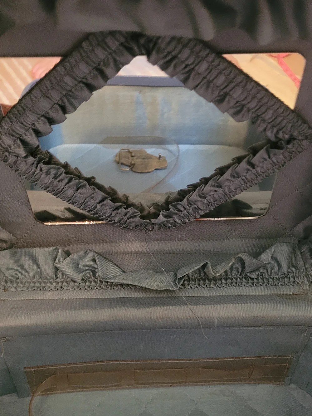 Women's Baby Blue Small Train Case, Monarch Brand, In Excellent Shape!